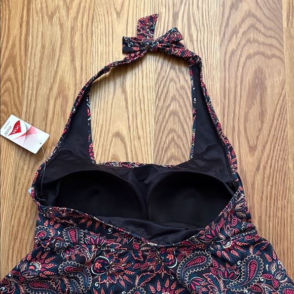 Lands' End Black and Coral Paisley One Piece Halter size 1X 16W 18W - Picture 4 of 5